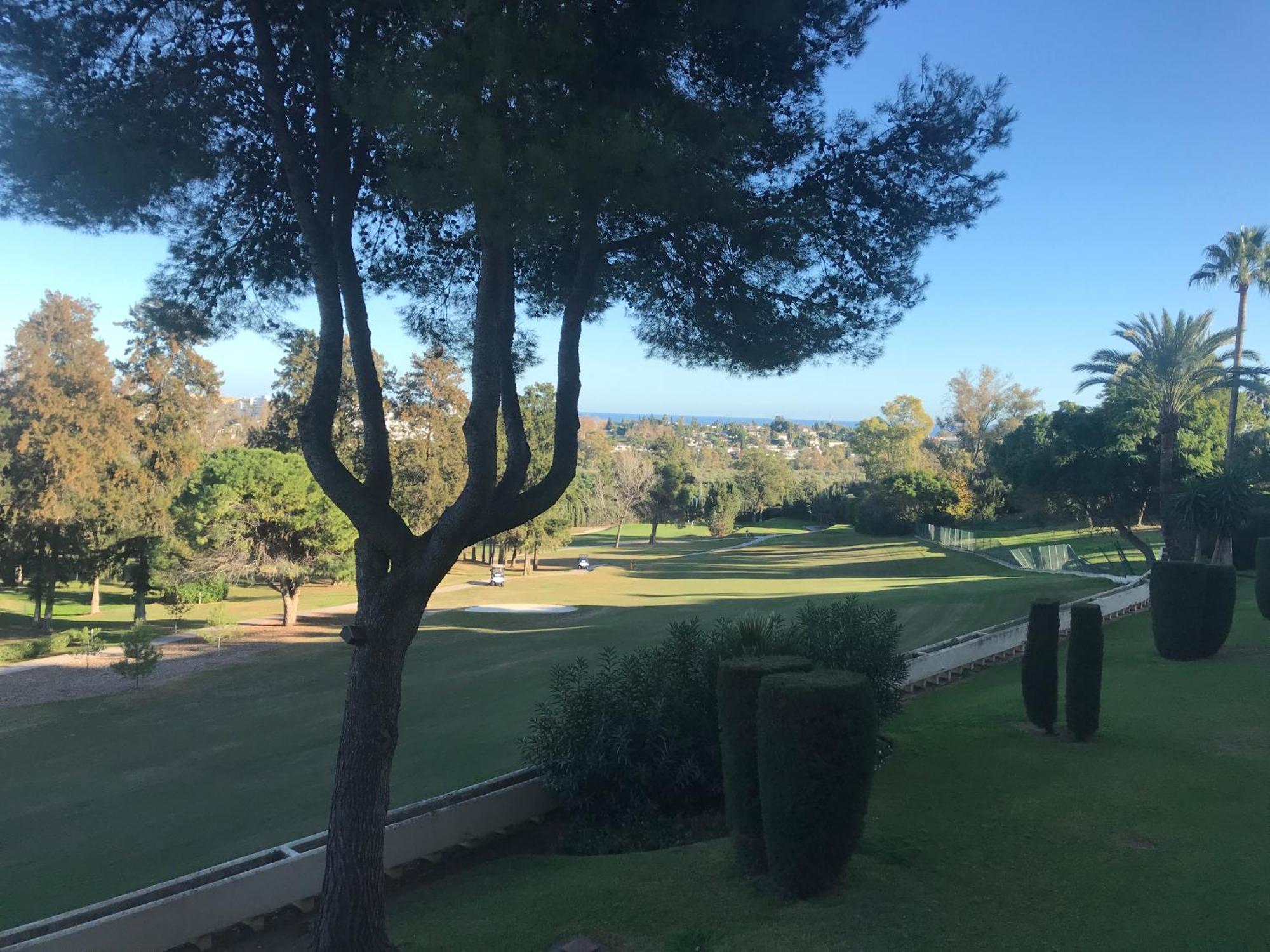 Habitacion Deluxe Con Bano Privado En Atalaya Apartagolf, Estepona Eksteriør billede