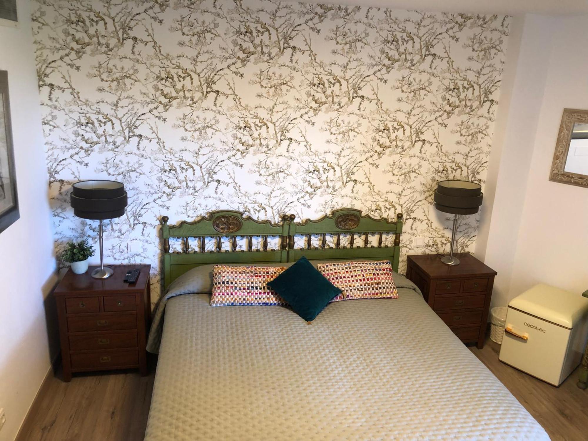 Habitacion Deluxe Con Bano Privado En Atalaya Apartagolf, Estepona Eksteriør billede
